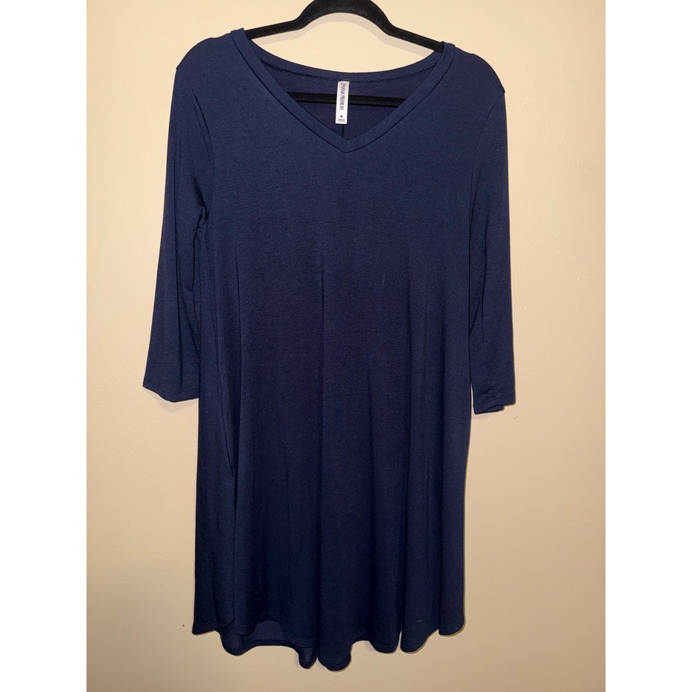 Zenana NWOT Navy Blue V-Neck 3/4 Sleeve Swing Dress with Pockets M minimalist
